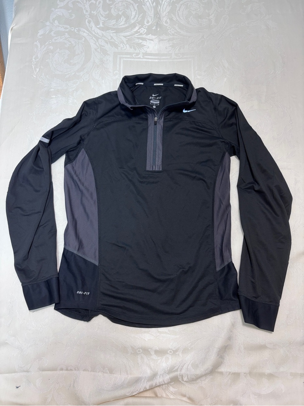 Nike Black & Gray Men’s Dri-FIT Half-Zip Performance Jacket